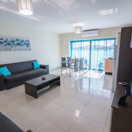 Cordoba Seafront Apartment *